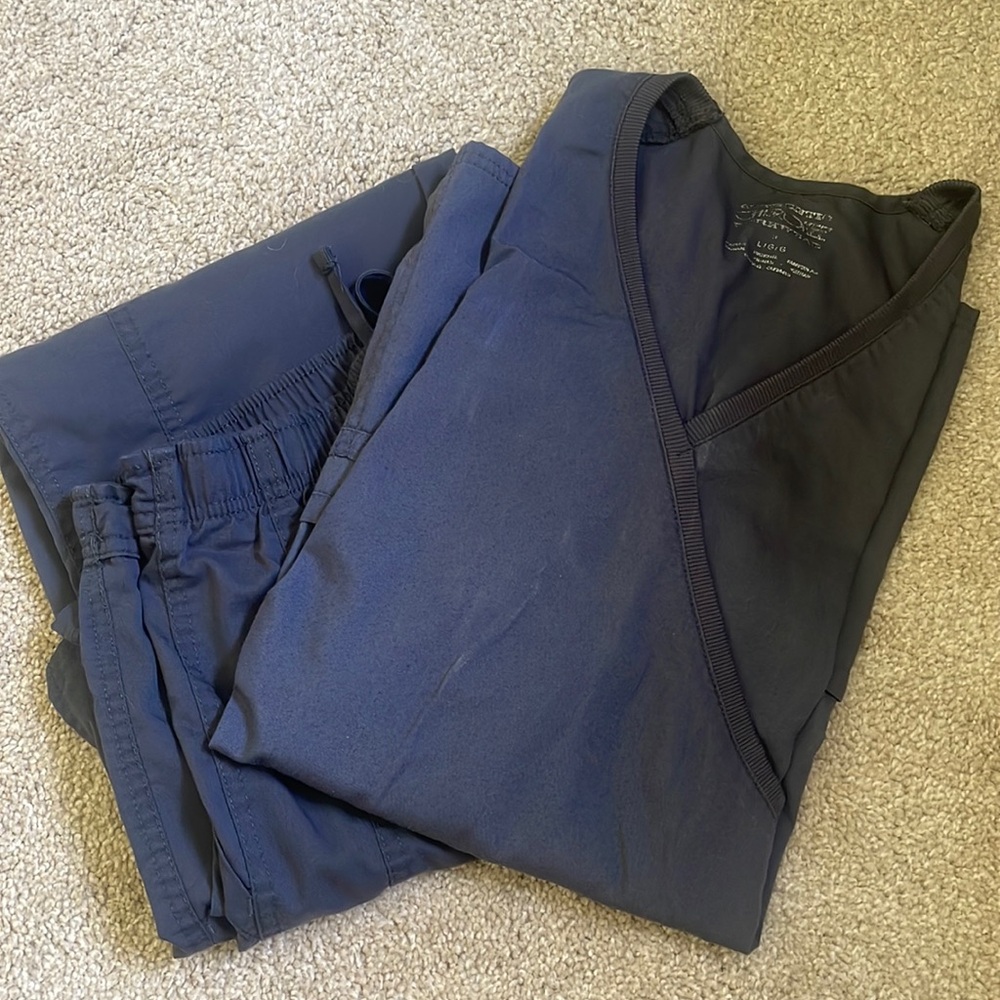 Cherokee Scrub set
